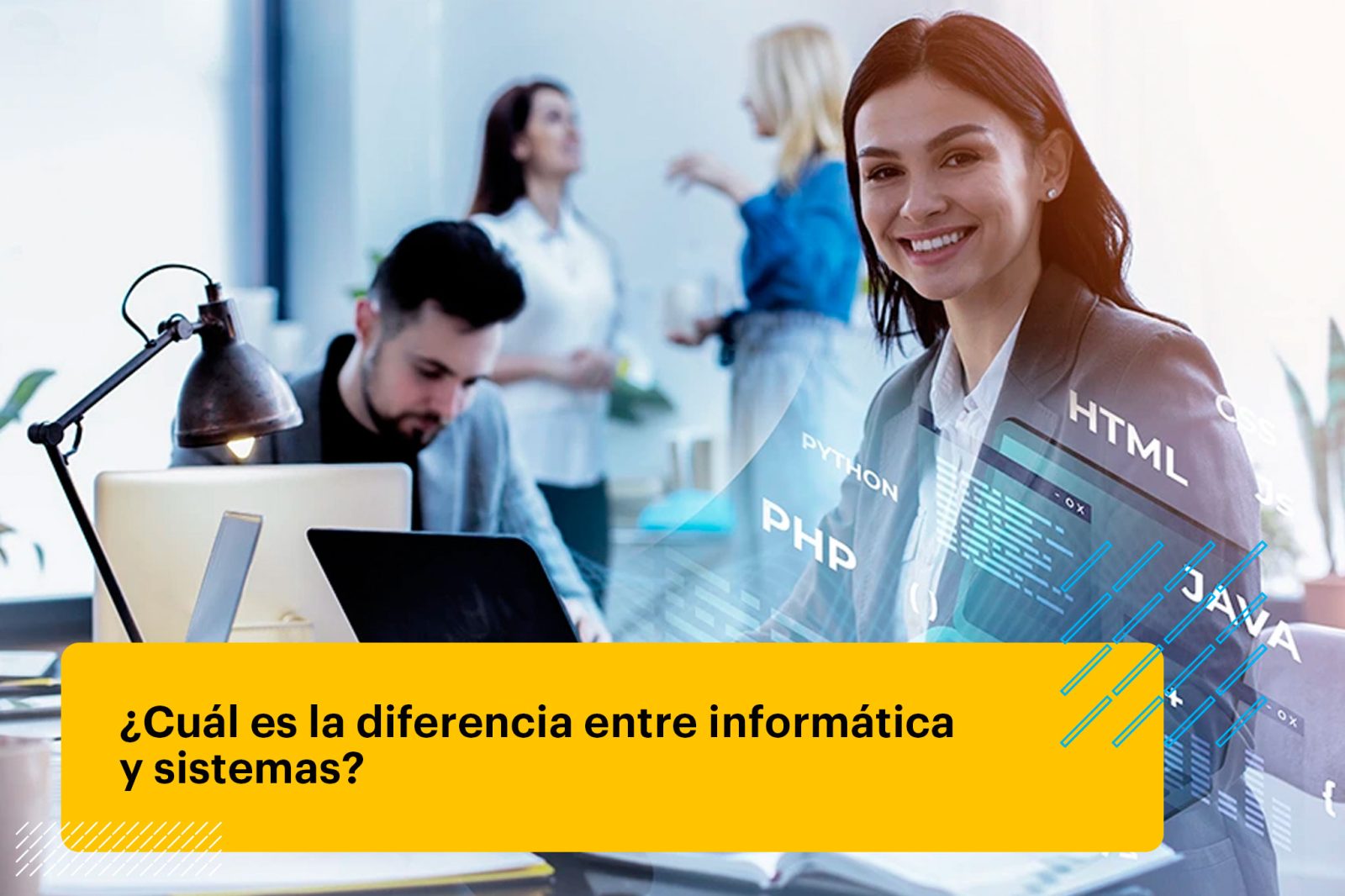 profesional de informática sonriendo