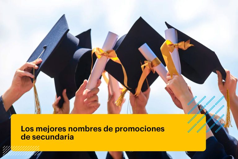 birretes de una promoción de secundaria