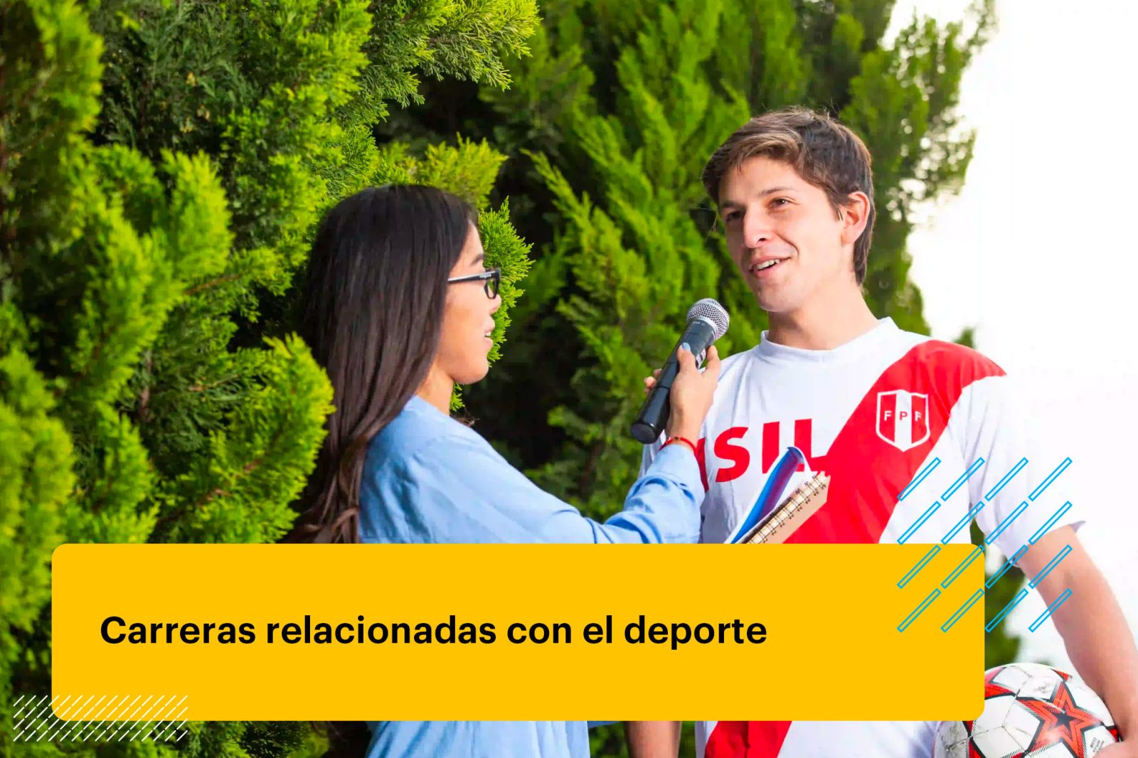 estudiante de periodismo deportivo entrevistando a un deportista