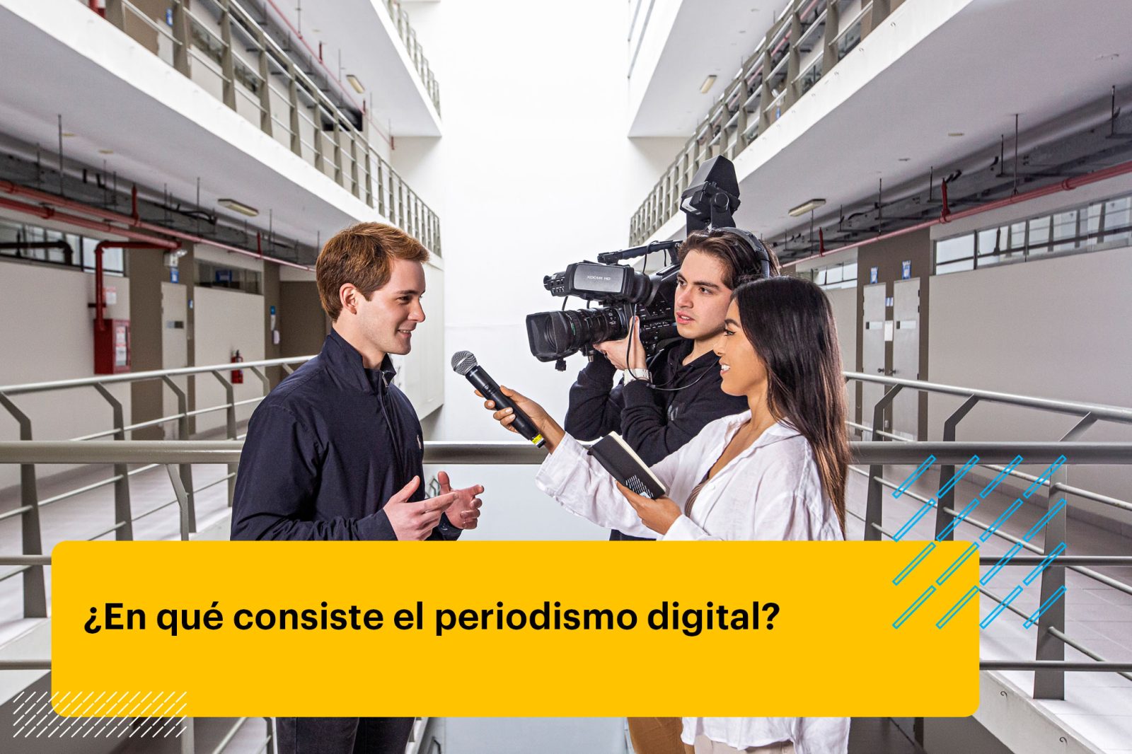 periodistas haciendo una entrevista