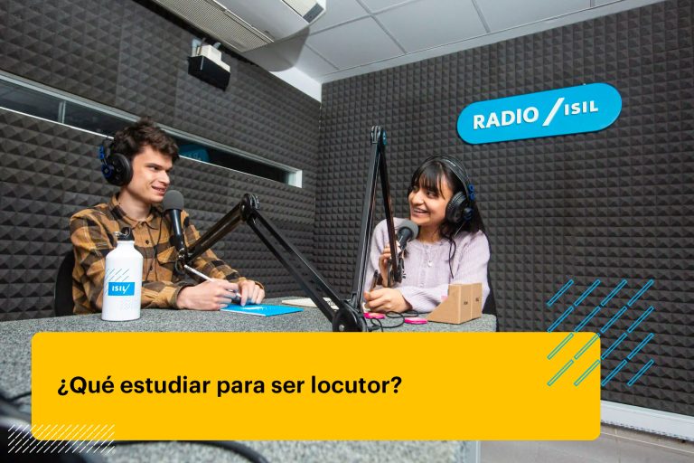 estudiantes en la Radio ISIL