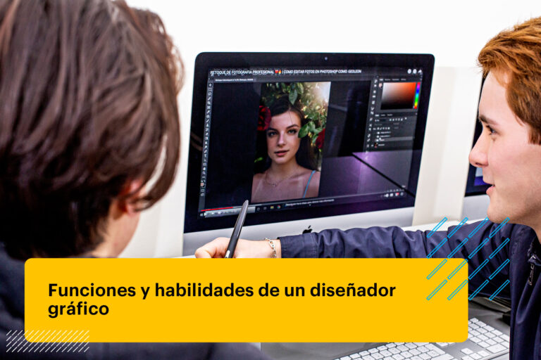 estudiantes de diseño gráfico usando Adobe Photoshop