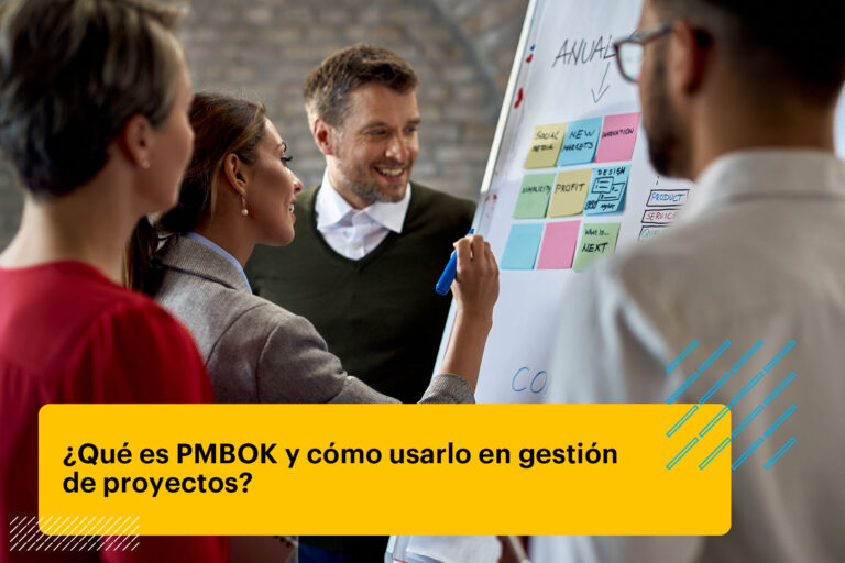 equipo de negocios colaborando en un proyecto en común