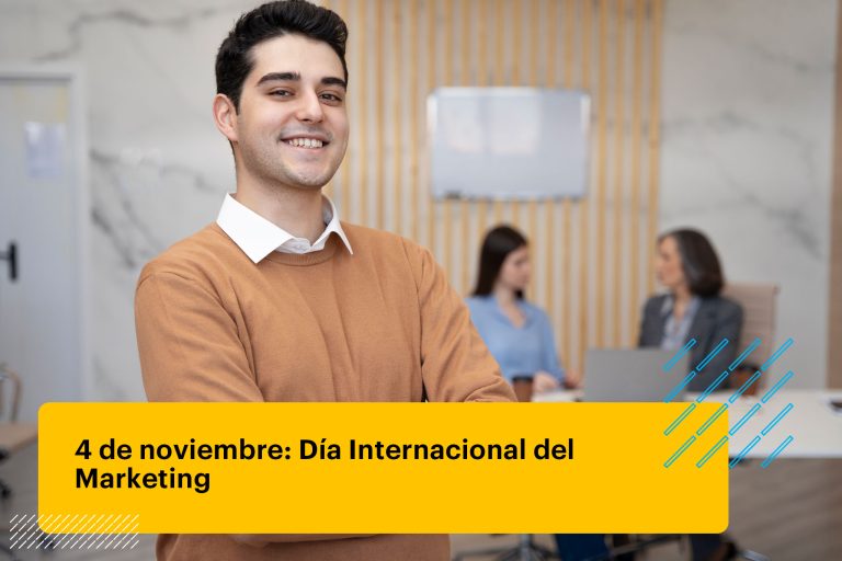 joven profesional de marketing sonriendo