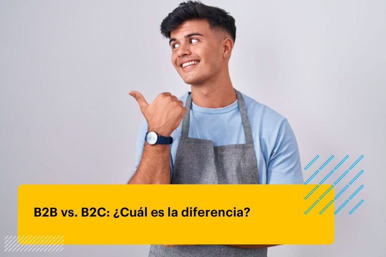 joven hispano con delantal sobre fondo blanco sonriendo con cara feliz