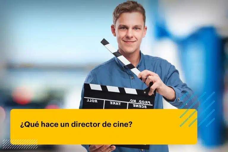 director de cine con una claqueta