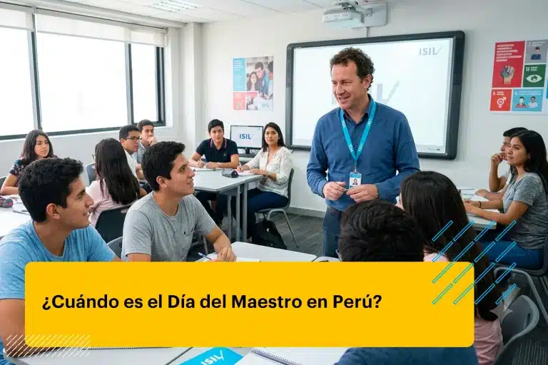 docente de instituto impartiendo una clase